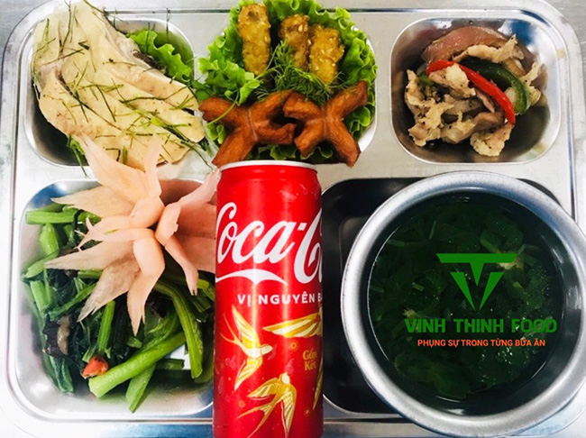 Suất ăn công nghiệp
